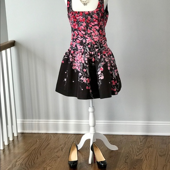 RED Valentino Dress - Picture 8 of 8